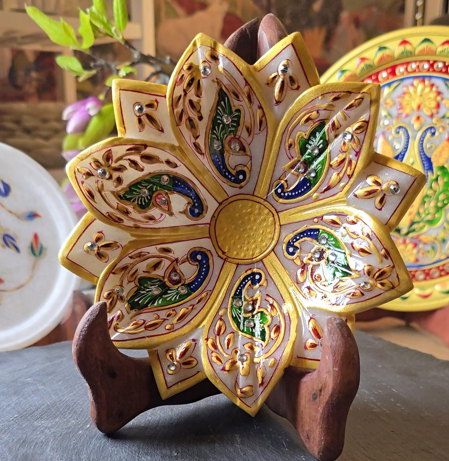 Hand-Carved Marble Lotus Plate- Small (Hand Painted)